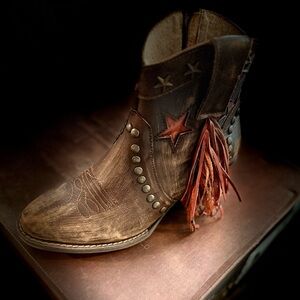 Circle G Brown Distressed Fringe & Stud Ankle Boot